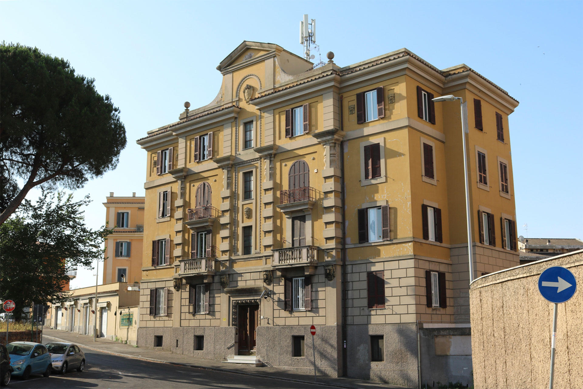 Palazzo indipendente a Roma San Pietro